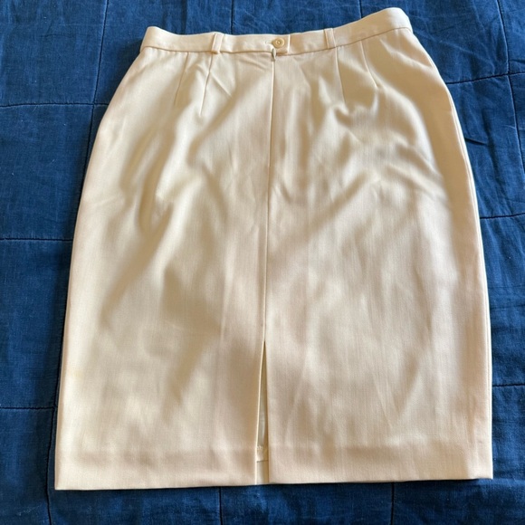 VINTAGE ESCADA Margaretha Ley wool pencil skirt Pale Yellow Size 38/Medium - Picture 2 of 12